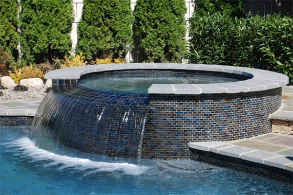 Top 8 Design Trends For Swimming Pool, Pool Glass Tile Ideas