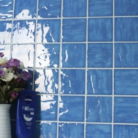 Onda Azul Claro BCP602-Azulejo de mosaico, Mosaico cerâmico, Azulejos de piscina de superfície de onda, Os melhores preços de mosaico de piscina