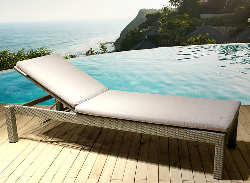sun lounger chair for pool